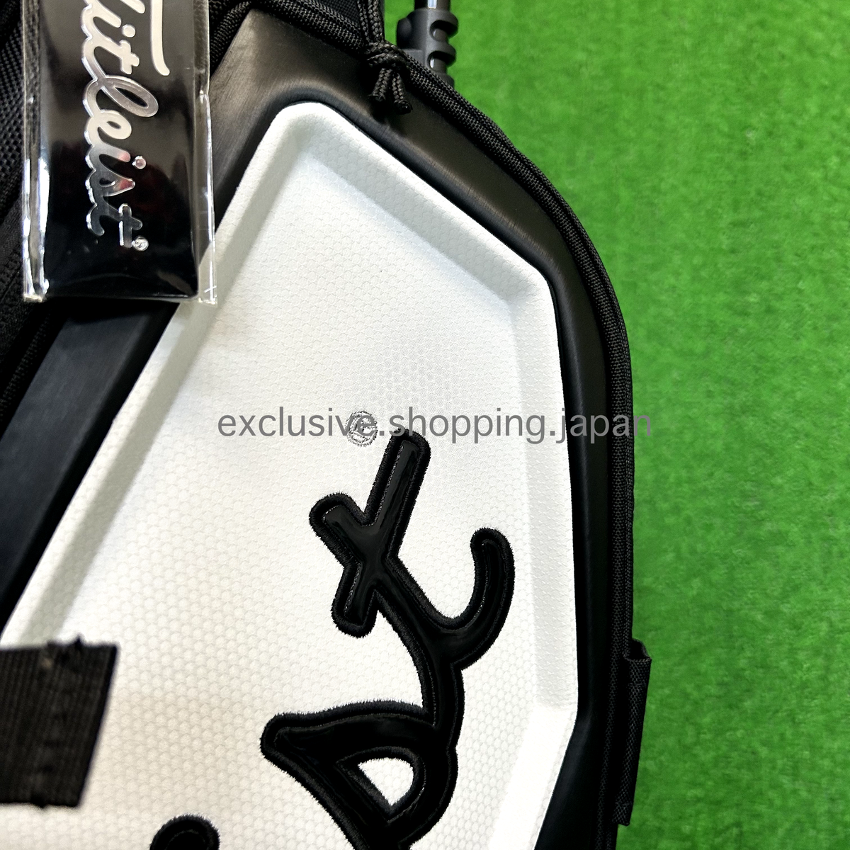 Titleist Premium Stand Bag Black White 9in 4way Divider Titleist Premium Stand Bag Black White 9in 4way Divider