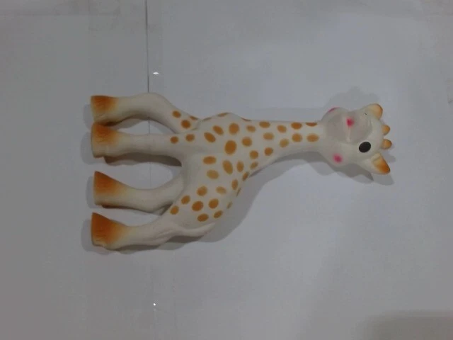 UsedLikeNew_Sophie la girafe | Handcrafted for 60 Years in France | Natu_Sophie - Image 2 of 4