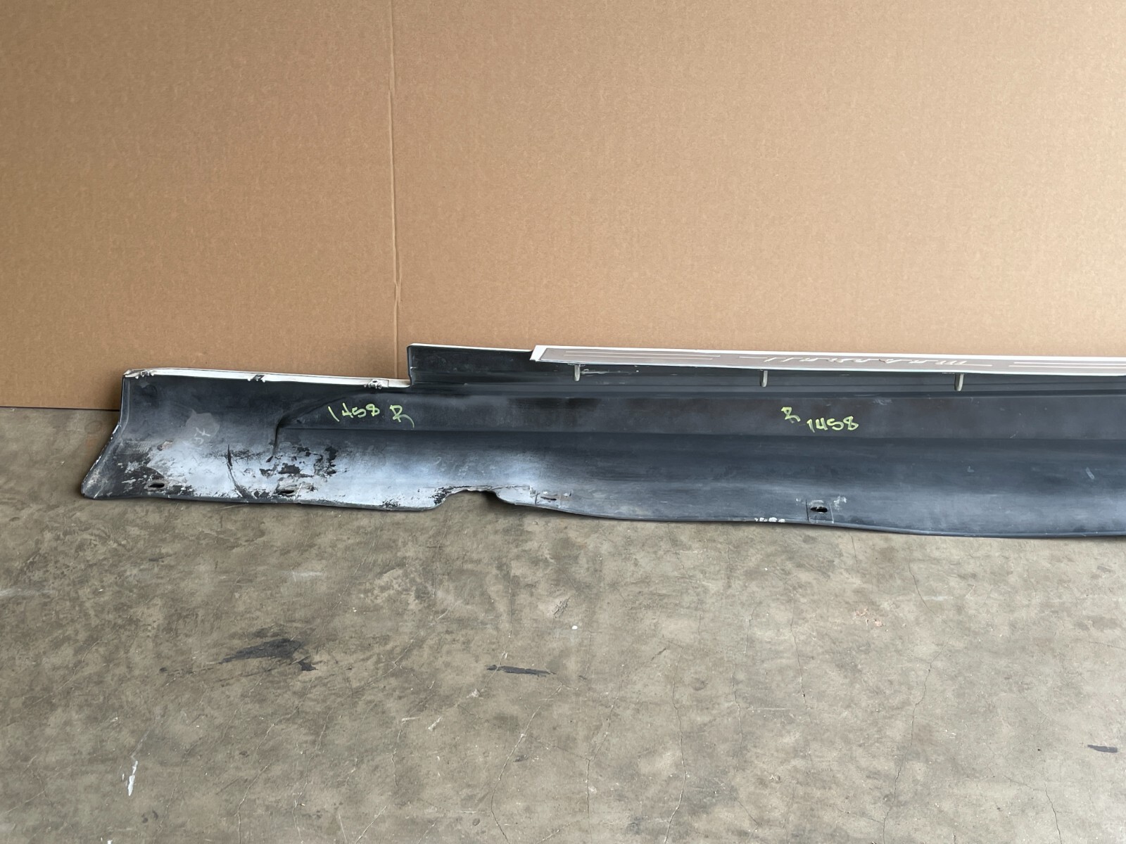 13 14 Maserati Granturismo M145 Right Passenger Side Skirt Rocker Panel 1458 OEM