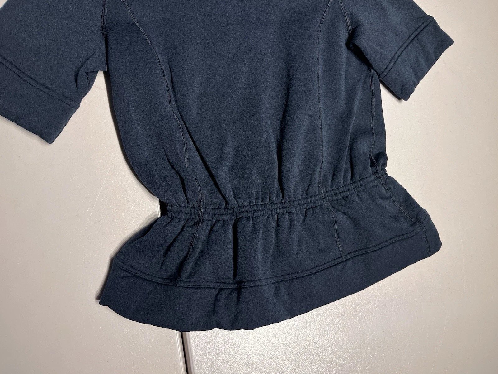 lululemon peplum short sleeve pullover gym yoga run shirt