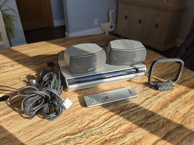 Sony DAV-X1 2.1 Channel DVD Compact Home Theater System w/Remote & 2 Speakers 