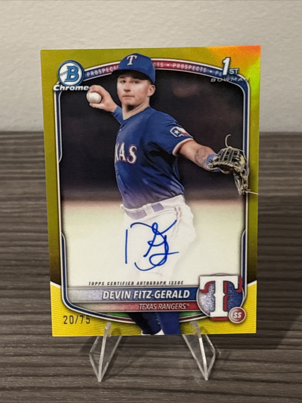 2025 Bowman Chrome Devin Fitz-Gerald 1st Yellow Refractor Auto /75 #CPA-DF