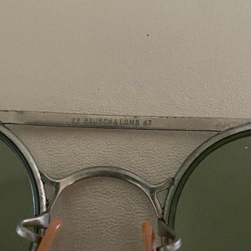 VTG BAUSCH & LOMB 22/47 SAFETY GOGGLES STEAMPUNK 50'S COLLECTORS ITEM SUNGLASSES - Image 4 of 4