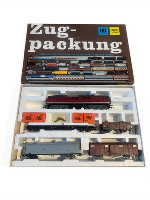 PIKO H0 DDR Zugpackung 5/0746-000 Set Diesellok BR 130 005-2  4 Wagen-Neuwertig
