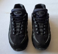 Nike Air Max 95 Triple Black Trainers