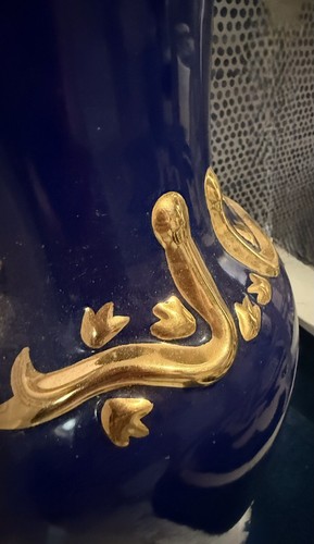 Beautiful vintage 24” Tall cobalt blue And Gold Urn Shipped Art Deco Floor Vase - Picture 9 of 11