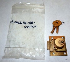 KEYED ALIKE Brass Latch Lock w/ Two Keys
