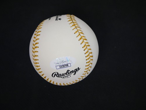 OMAR VIZQUEL SIGNED OFFICIAL MLB GOLD GLOVE BASEBALL WITH JSA COA - Picture 4 of 5