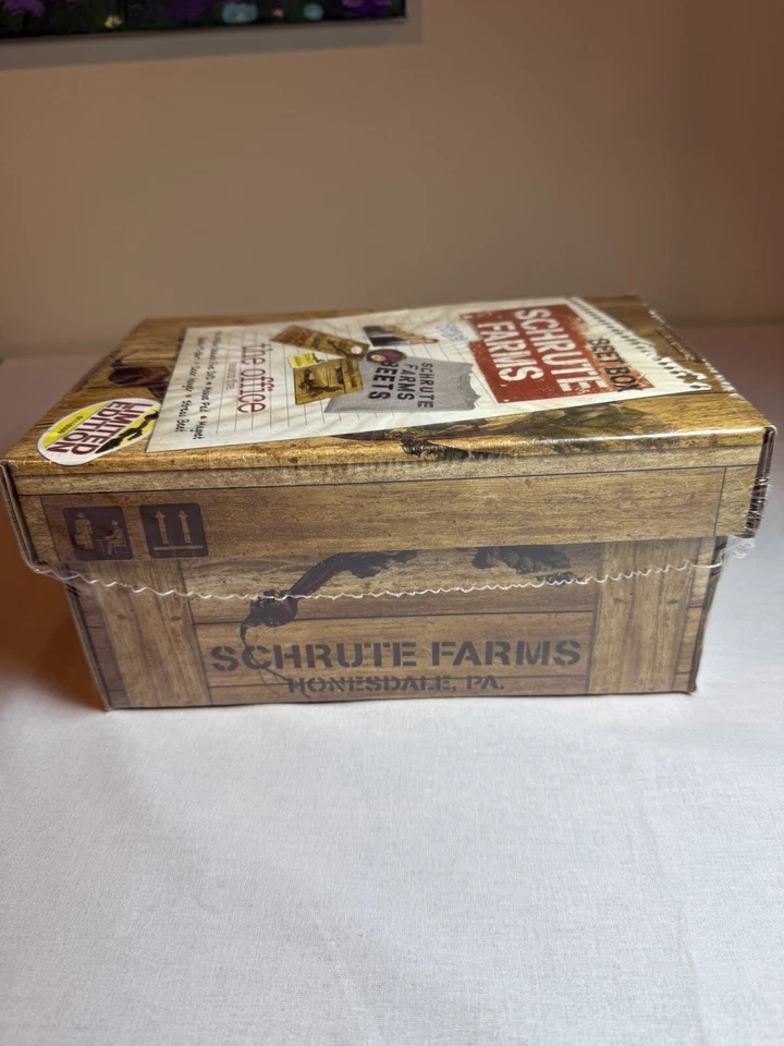 The Office Season Five Limited Edition Schrutes Farms Beet Box Set w/ DVD NEW!! - Image 3 of 4