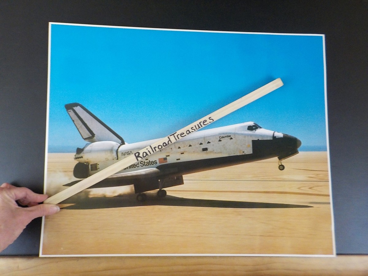 NASA SPACE COLLECTION Photo