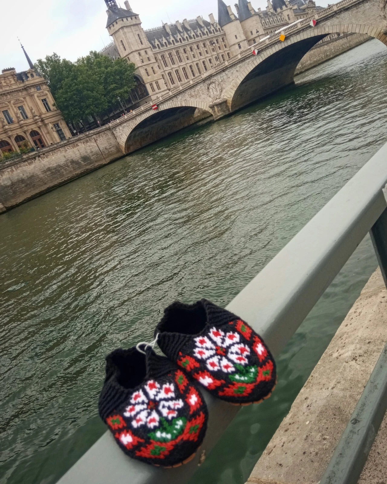 Women Hand knitted Slipper Socks with Suede Soles
