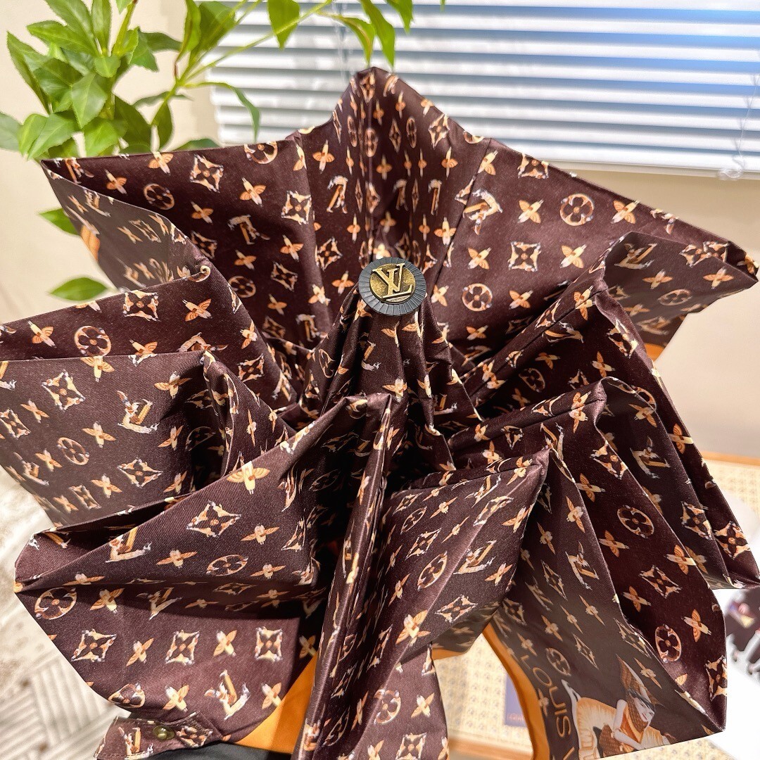 ルイヴィトン傘　パラソル LOUIS VUITTON】【モノグラム柄】【パラソル】【フランス】ルイ