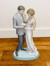 Lladro 6597 Declaration of Love Wedding Statue Bride & Groom Be Mine Porcelain