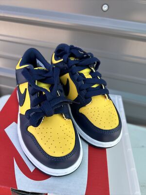 Nike Dunk Low Varsity Maize Michigan Little Kids Size 12c CW1588