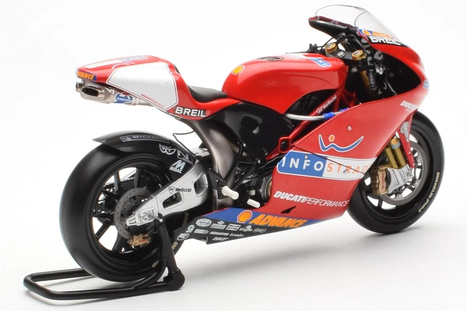 122020099 Ducati Desmosedici MotoGP Prova Minichamps 1/12 - Immagine 3 di 4