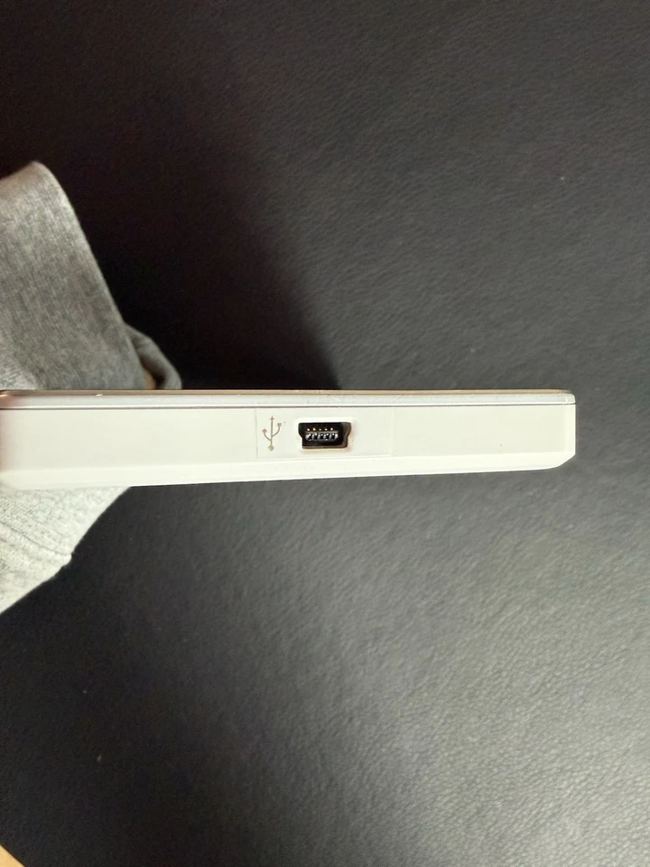 Seagate FreeAgent Go Flex PN: 9ZA2AH-502 External Hard Drive 500 GB Mini-USB - Image 3 of 3