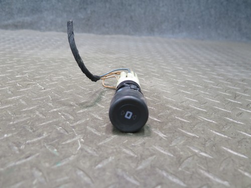 1984-1991 PORSCHE 928 ODOMETER TRIP RESET BUTTON SWITCH 92861312500