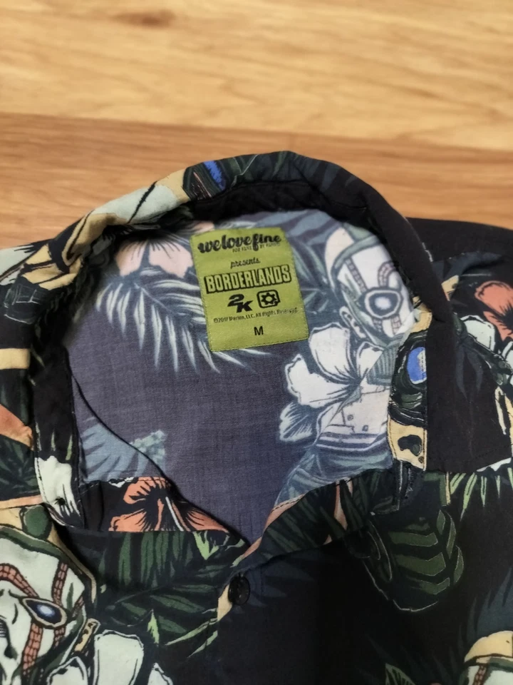 Borderlands Masculino Manga Curta Botão Tamanho M We Love Fine - Imagem 2 de 4