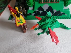 LEGO 6082 Fire Breathing Fortress Dragon Knights Castle incl box & instructions