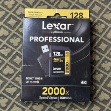 Lexar Professional 2000x 128GB SDXC UHS-II Class 10 Card w/ UHS-II Reader