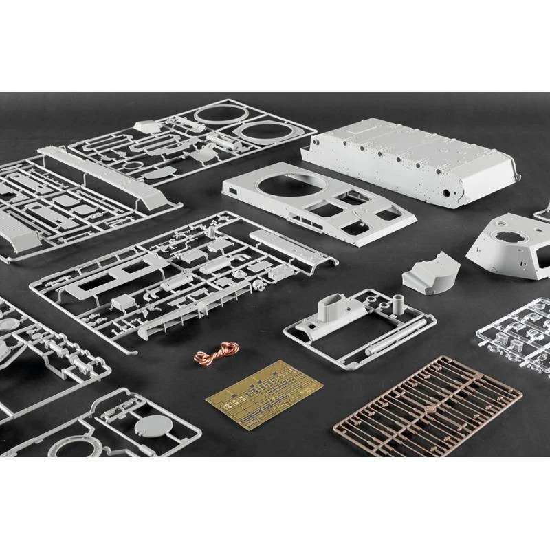 Trumpeter 00956 Pz Iii Ausf.n 1/16 : Kit Géant De 1600+ Pièces, Chenilles Indivi - Photo 2/4