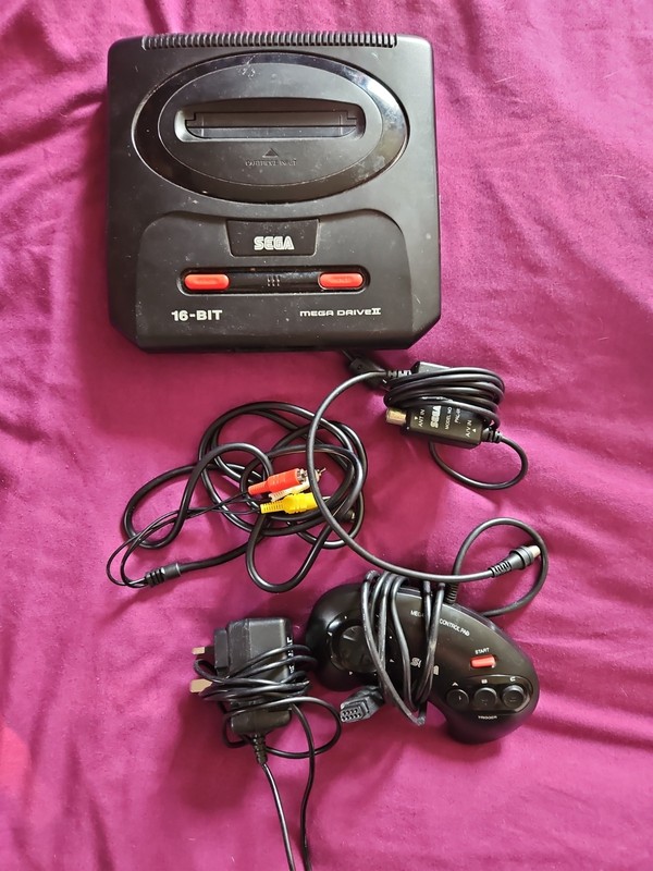 Sega Mega Drive 2 II Console