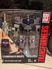Transformers Generations Combiner Wars Voyager Class MOTORMASTER 10in Action...