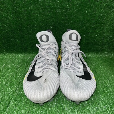 Nike Oregon Ducks Alpha Menace Elite Team Issued Football Cleats