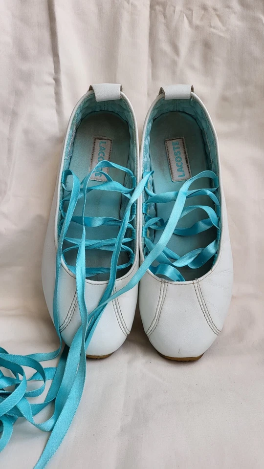 Sapatilhas de balé de couro vintage originais Lacoste – estilo Mary Jane - Imagem 2 de 4