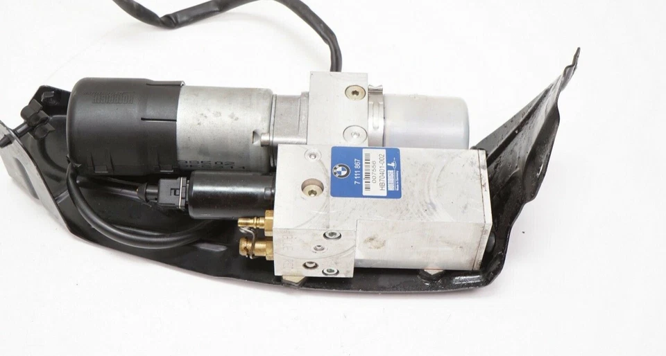 Bomba hidráulica maletero puerta levadiza BMW E61 WAGON OEM 2006-2010 Foto 3 de 4