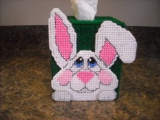 ONE TISSUE BOX COVER -EASTER BUNNY GREEN D Plastic Canvas