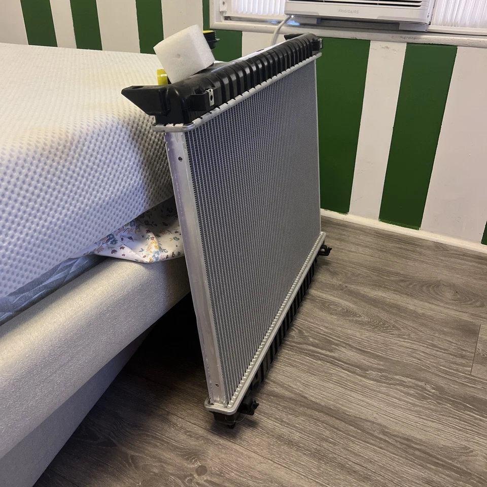 Performance Aluminum Radiator Fits 2002-2009 Chevy Trailblazer  - Image 3 of 4