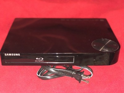 Samsung BD-HM57C Blu-Ray Player Wi-Fi Streaming DVD w/o Remote - Tested Working