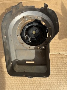 Briggs&Stratton 10G902 - 0129 B1 Seilzug Starter Deckel  Benzin-Motor Rasenmäher