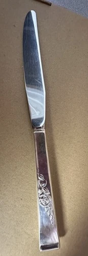 Classic Rose Reed and & Barton Sterling Silver Dinner Knife  Antique Sterling