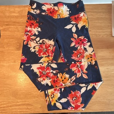 DHARMA BUMS Women s M Floral Print Capri Length Leggings Casual Activewear Navy