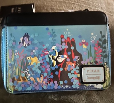 NEW Loungefly Crossbody Figural Disney Finding Nemo Fish Tank Aquarium Bag Purse
