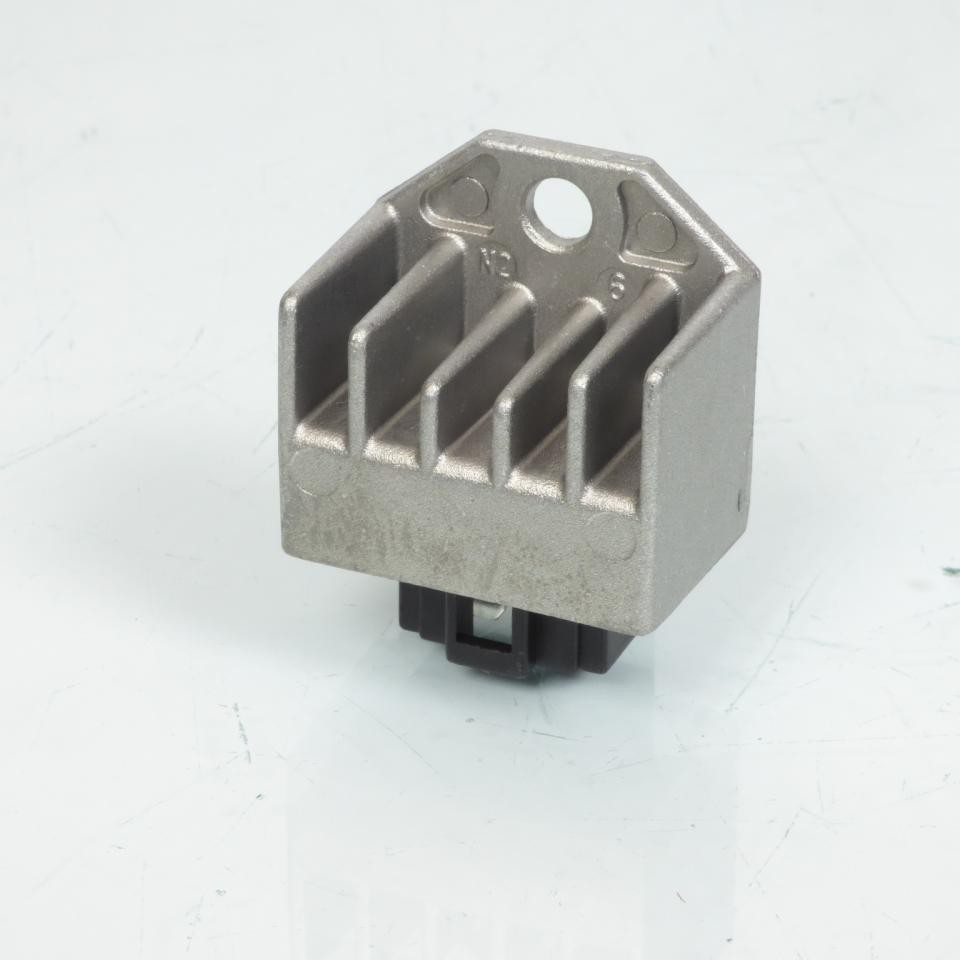 Régulateur de tension P2R redresseur 12V scooter Sym 50 Jet4