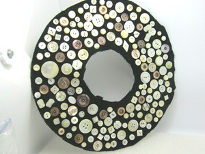Vintage-Collector-039-s-MOP-Sewing-Buttons-appx-180-1800-039-s-to-1950-039-s