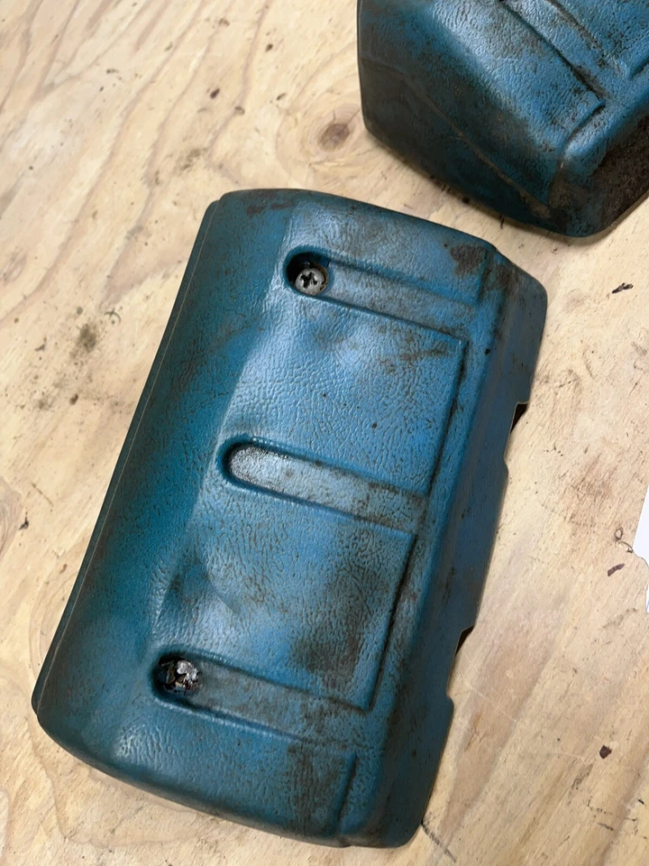 Chevrolet GMC C10 K10 K30 C30 1967 1968 1970 71 2 reposabrazos de puerta usados OEM apoyabrazos Foto 3 de 4