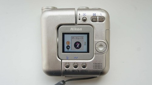 Nikon COOLPIX Compact Digital Camera SQ Square Body Color Silver Used Excellent - Picture 19 of 19