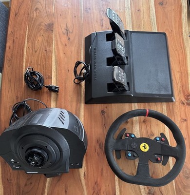 Thrustmaster T300 Ferrari Integral Racing Wheel Alcantara Edition PS3 PS4 PC