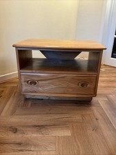 Beautiful Ercol Tv Stand Light Finish Blonde7n