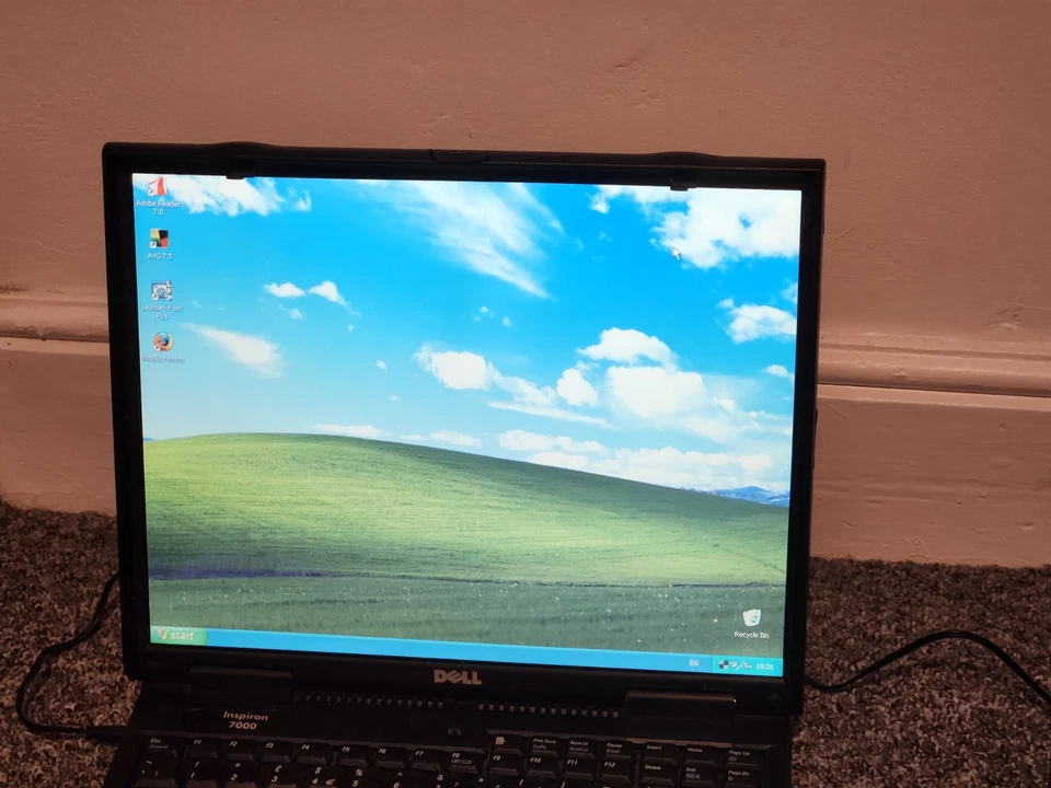 *Rare Vintage* Dell Inspiron 7000 - Fully Functional - Great Condition - Image 4 of 4