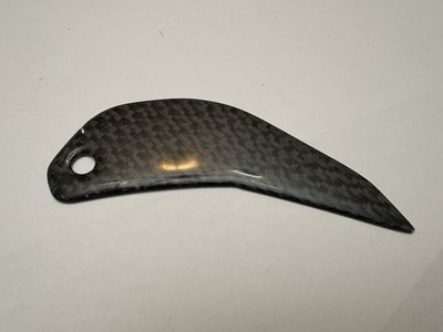 Carbon Fiber Self Defense Keychain for Women