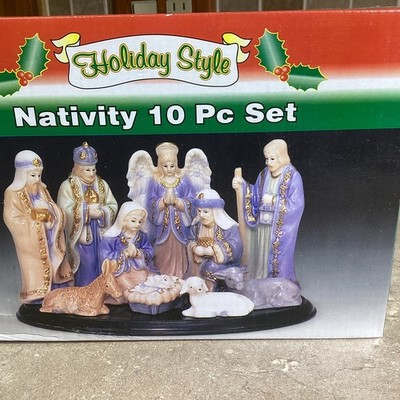 Holiday Style Nativity Christmas 10 piece Set Colorful  W/Wood Display Base