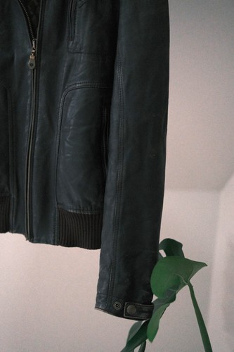 Marlboro Classics Vintage dunkelbraune Echtlederjacke Gr. M Made in India - Bild 3 von 19