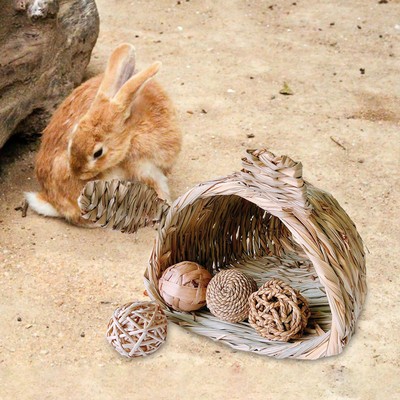 Grasnest, Hütte mit Öffnungen, Spielhaus, Grashaus für Meerschweinchen, Eichhörnchen,
