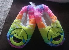 Girl's Justice adorable laughing with tears emoji rainbow slippers xsmall NWT