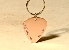 Copper guitar pick keyring 